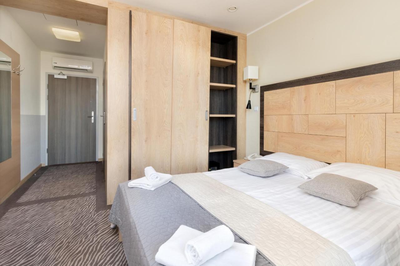 Hotel Nad Wisla ทเชฟ ภายนอก รูปภาพ